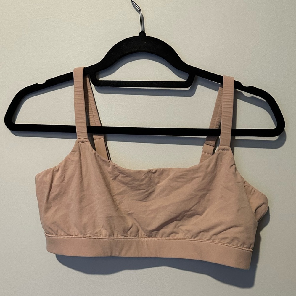 Skims fits everybody bralette